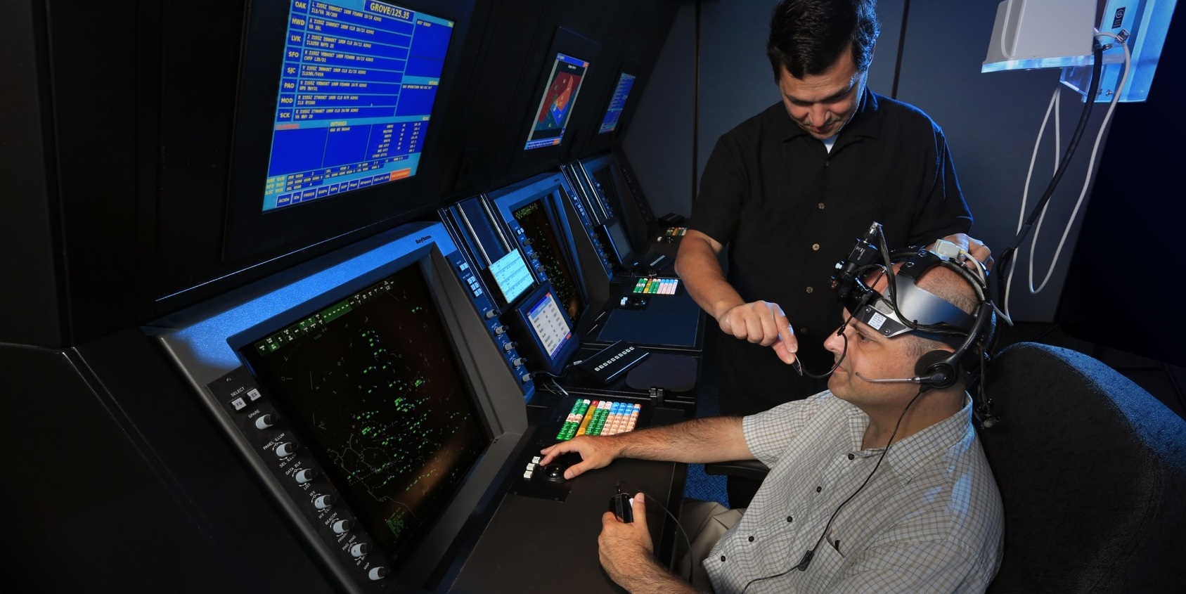 Air traffic control simulator with eye-tracking (FAA Tech Center)